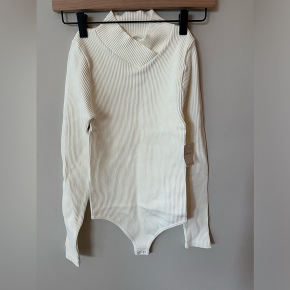 NWT Free People XYZ Recycled Turtleneck Bodysuit - Picture 4 of 5